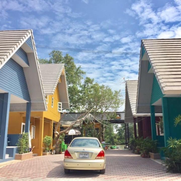Baan Bon Resort Bang Tabun Phetchaburi Bagian luar foto