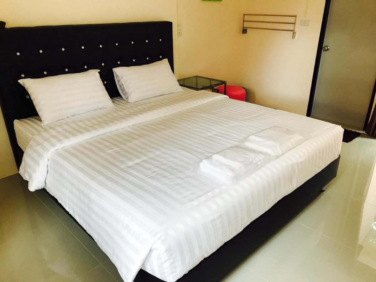 Baan Bon Resort Bang Tabun Phetchaburi Bagian luar foto