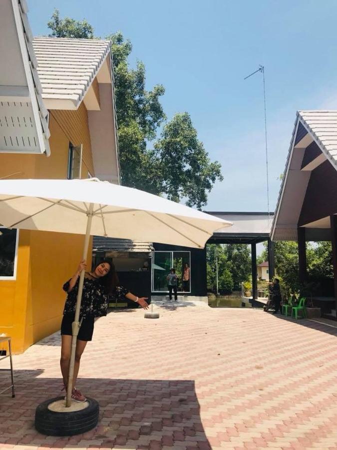 Baan Bon Resort Bang Tabun Phetchaburi Bagian luar foto