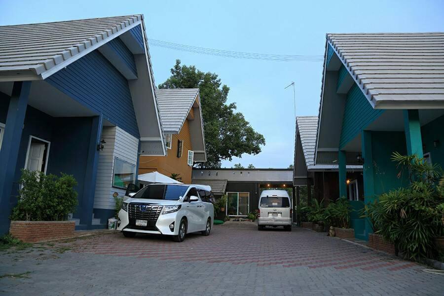 Baan Bon Resort Bang Tabun Phetchaburi Bagian luar foto