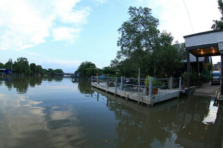 Baan Bon Resort Bang Tabun Phetchaburi Bagian luar foto